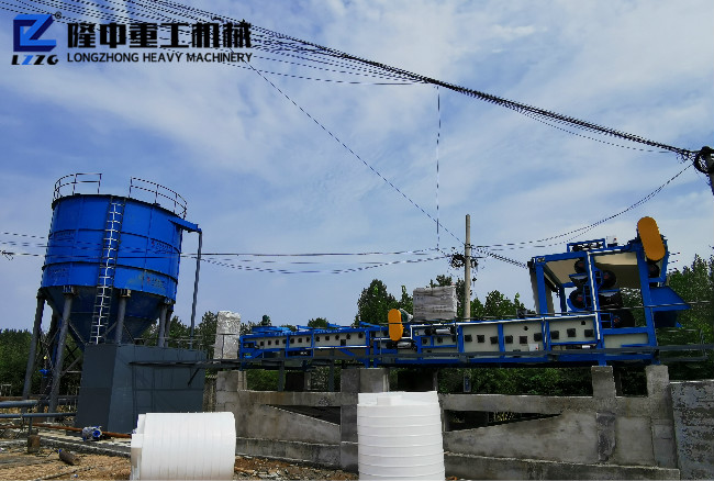 帶式壓濾機現場 帶式壓濾機現場